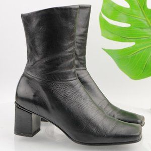 Etienne Aigner Women's Impact Dress Boot Size 9.5 Block Heel Square Toe 90s Y2K